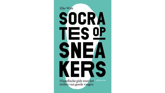 Socrates op sneakers - Elke Wiss